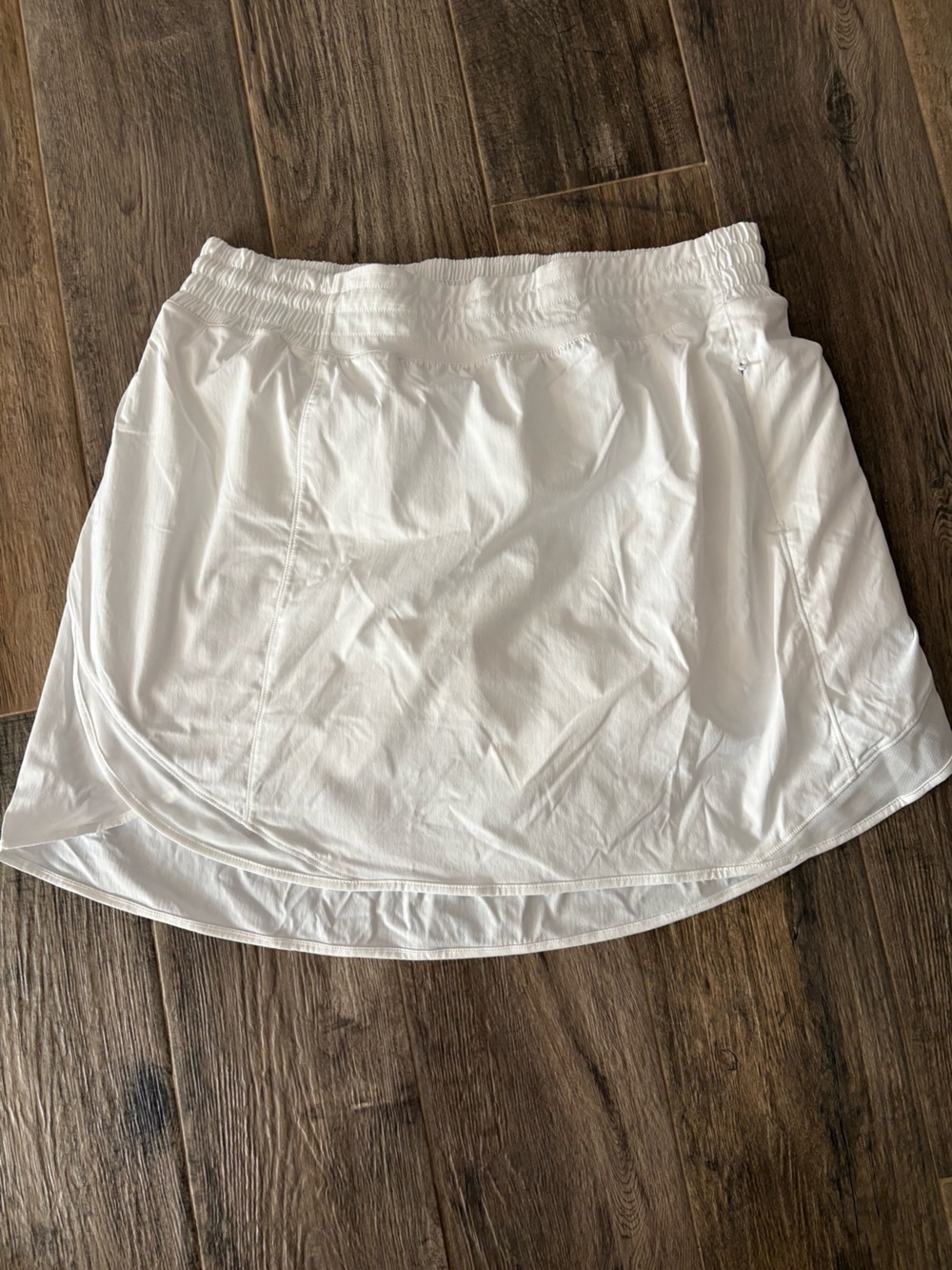 lululemon athletica White Circle Skort with Elastic Waist